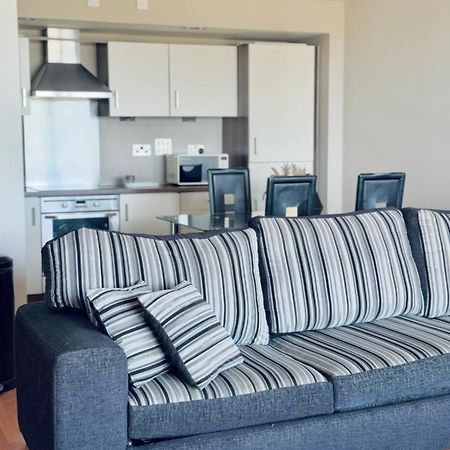 Modern Two Bedroom Apartments EDI Eksteriør bilde